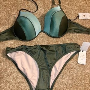 Shade & Shore NWT Bikini